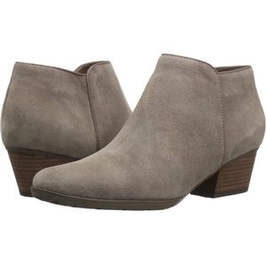 Blondo Villa Ankle Bootie